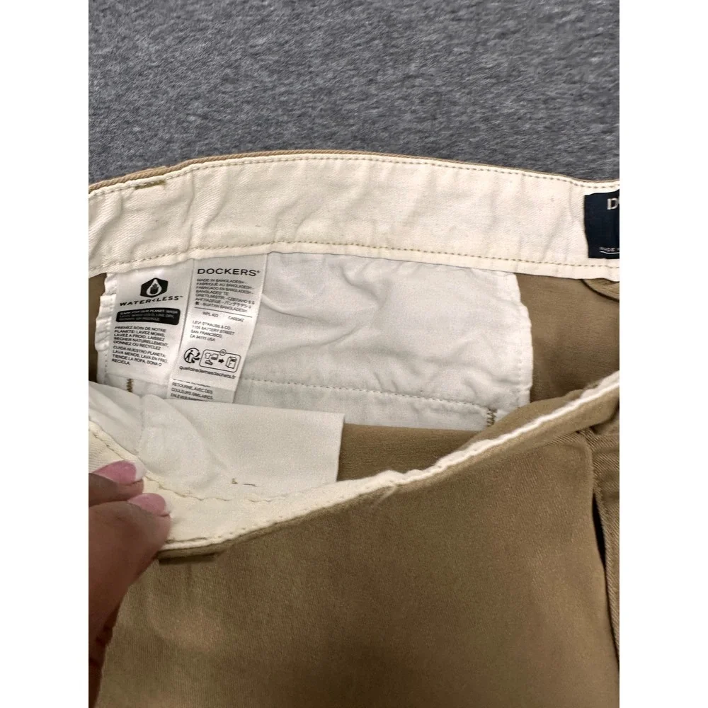 Dockers Perfect Chino Shorts 8